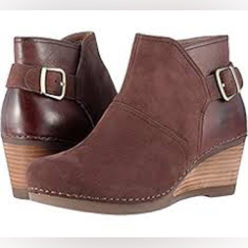 Dansko Shirley wedge ankle bootie maroon leather women’s size 36‎ comfort shoes